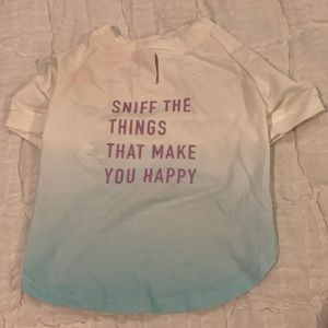 NWOT Sniff the things that make you happy Dog T-shirt